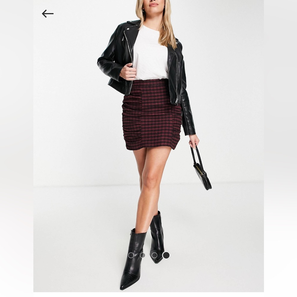 NEW  S/4 Eu 36  high rise Burgundy and black checkered mini skirt